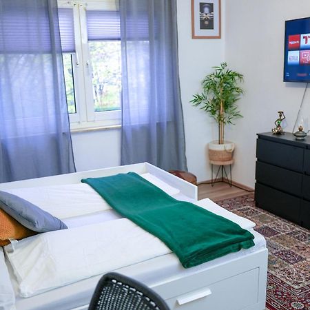 Privatzimmer In Apartment-Gastgeber: Ist Nelson غلادبك المظهر الخارجي الصورة